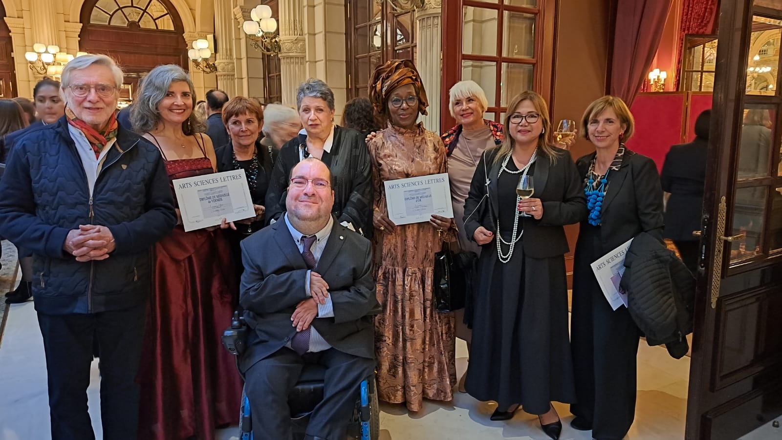 PHOTO DE GROUPE ACADEMICIENS 2024